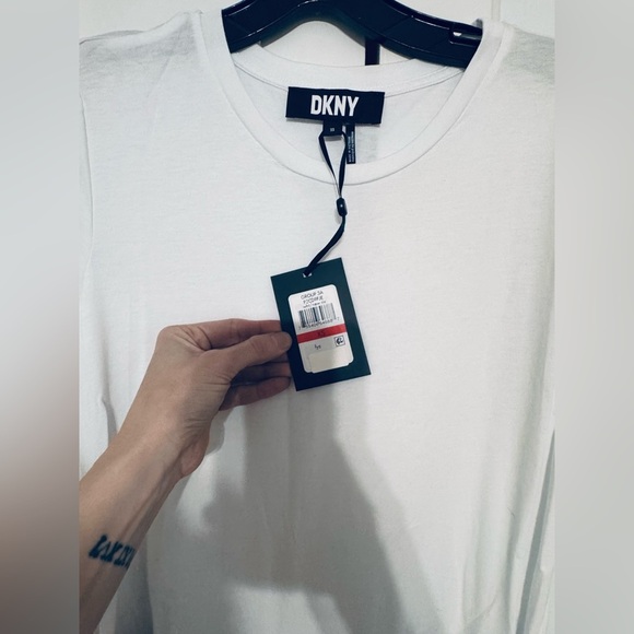 DKNY Women's Mixed-Media Tie-Front Short Sleeve Knit
Dress - Picture 7 of 8